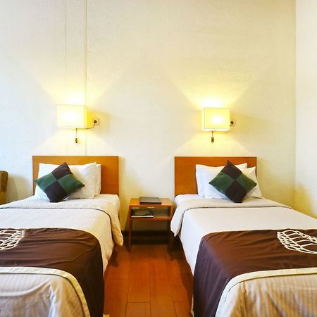 Hotel & Banquet Panorama レムバン エクステリア 写真