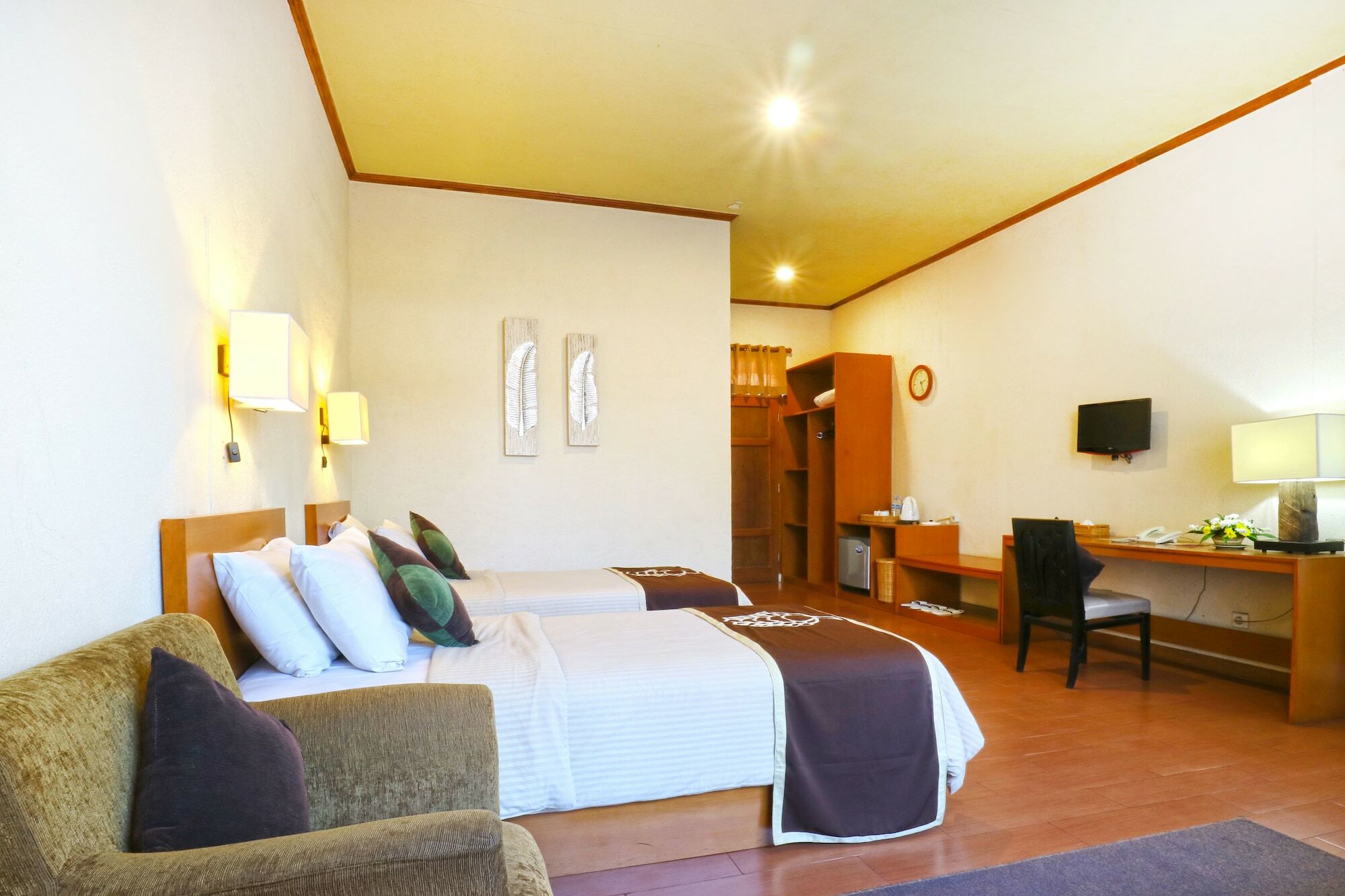 Hotel & Banquet Panorama レムバン エクステリア 写真