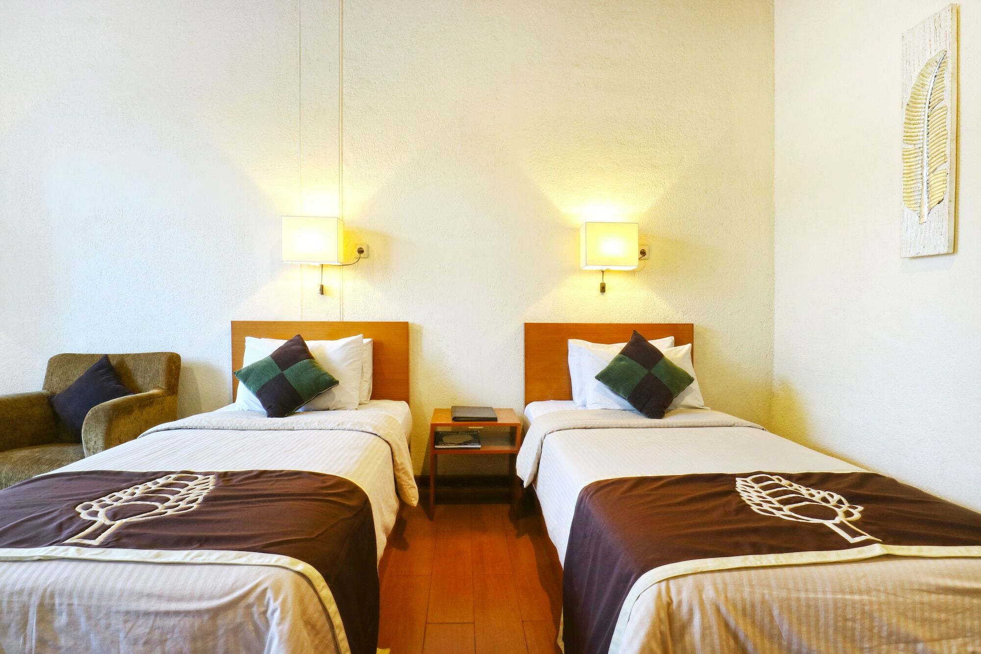 Hotel & Banquet Panorama レムバン エクステリア 写真